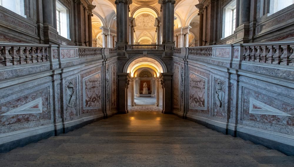 REGGIA DI CASERTA 2.jpg